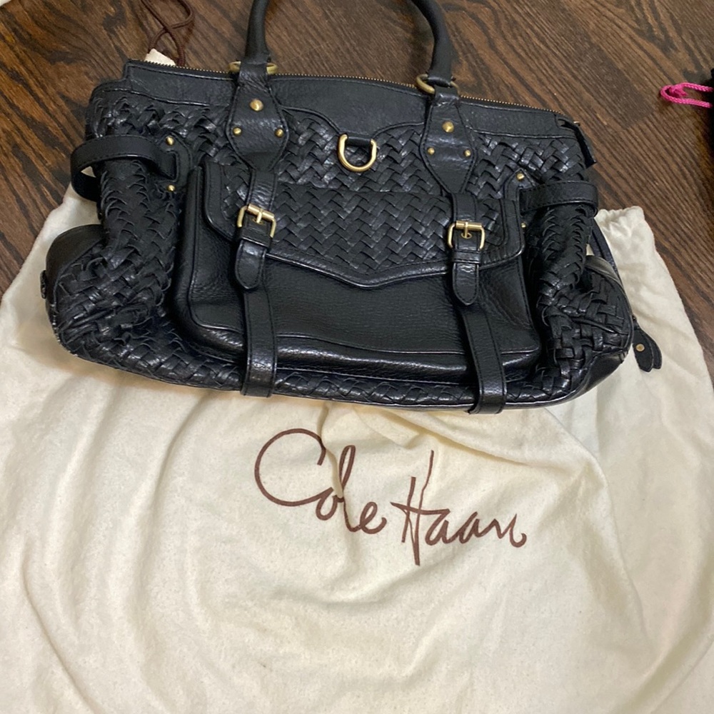 Call Han Black leather breeded satchel